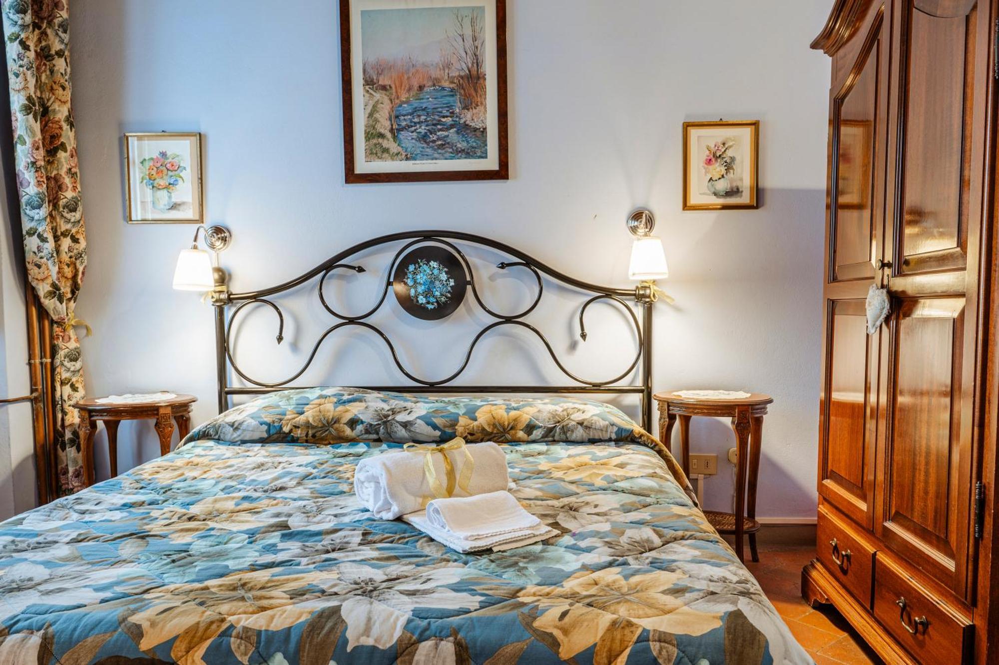 몬테카를로 Antica Casa Dei Rassicurati B&B 외부 사진