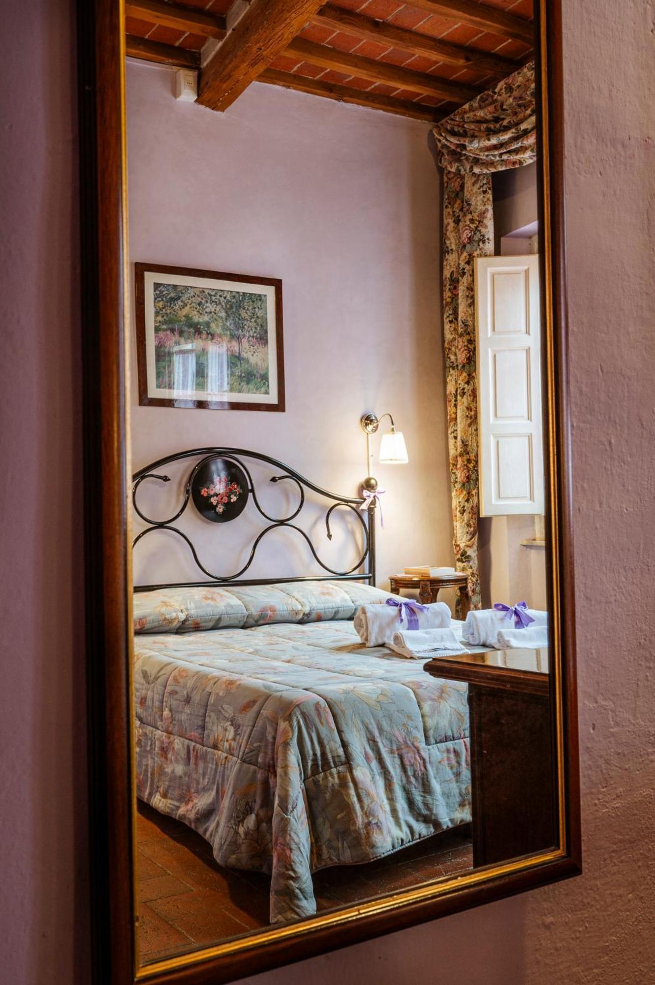 몬테카를로 Antica Casa Dei Rassicurati B&B 외부 사진