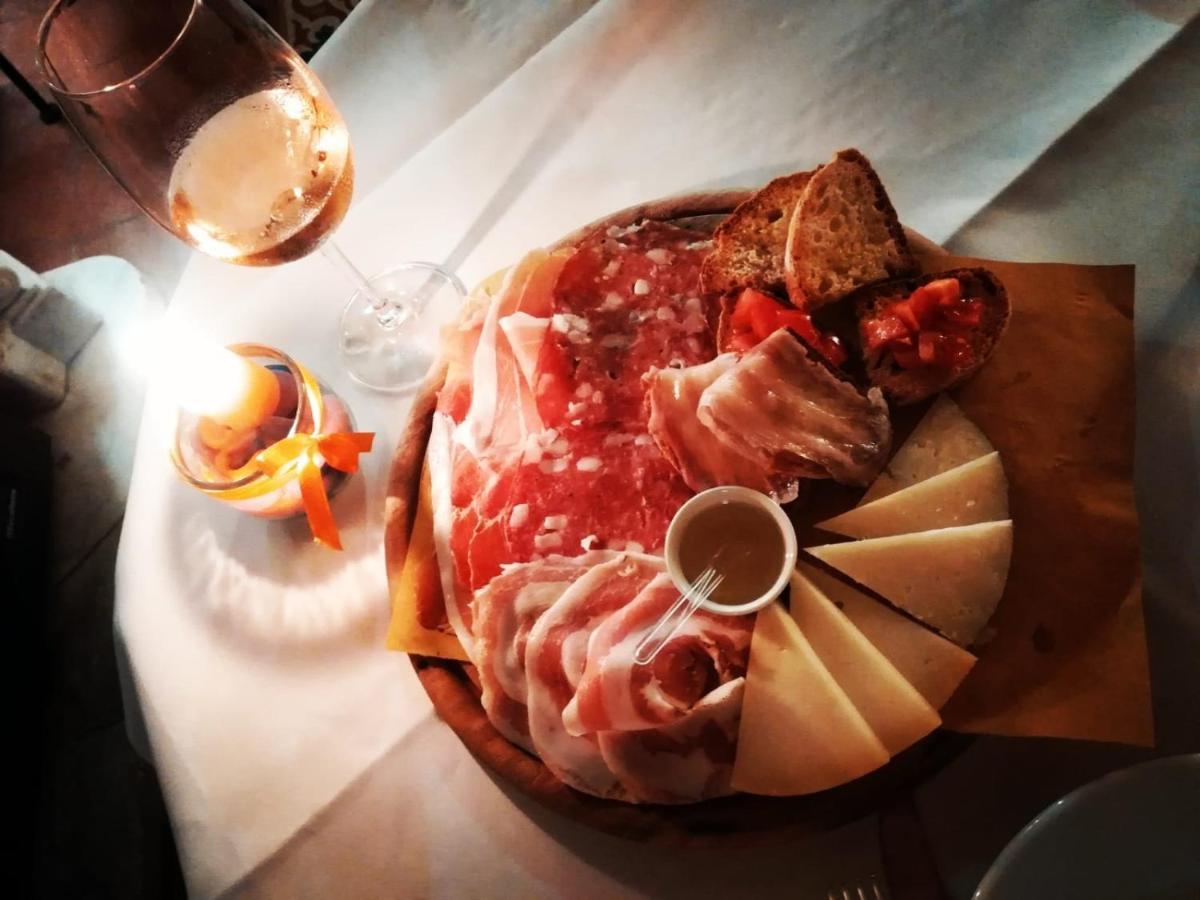 몬테카를로 Antica Casa Dei Rassicurati B&B 외부 사진